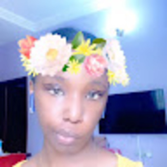 Meet your Posher, Devina - Picture 1 of 1